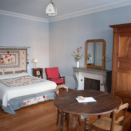Le Relais Du Passe-Heures Cenans Buitenkant foto