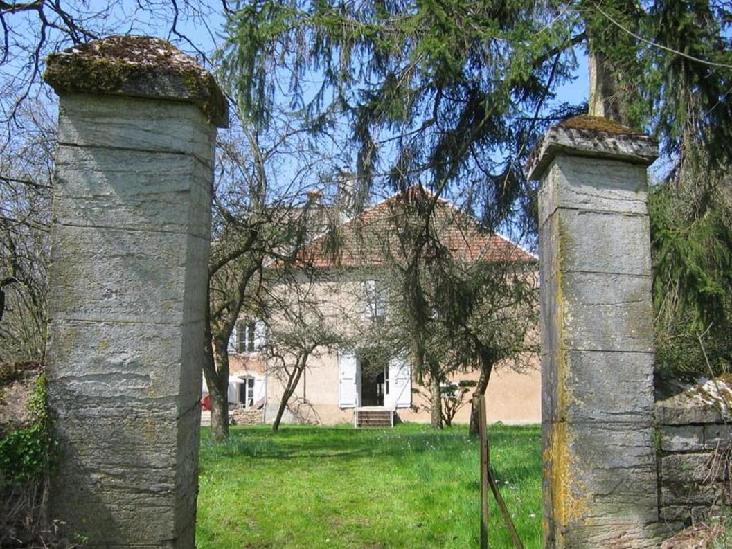 Le Relais Du Passe-Heures Cenans Buitenkant foto